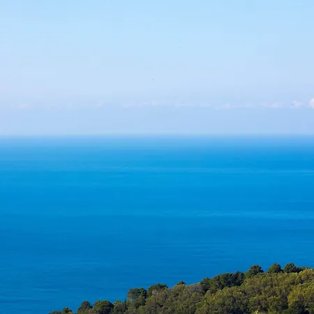 بيت للعطل Melina Bay House بيليكاس
