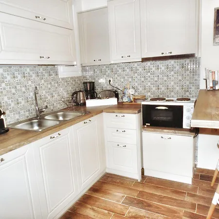 بيت للعطل Melina Bay House بيليكاس